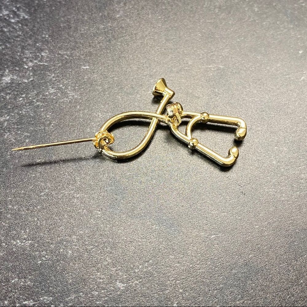 Stethoscope Gold Pin/ Brooch Lapel - Picture 5 of 6